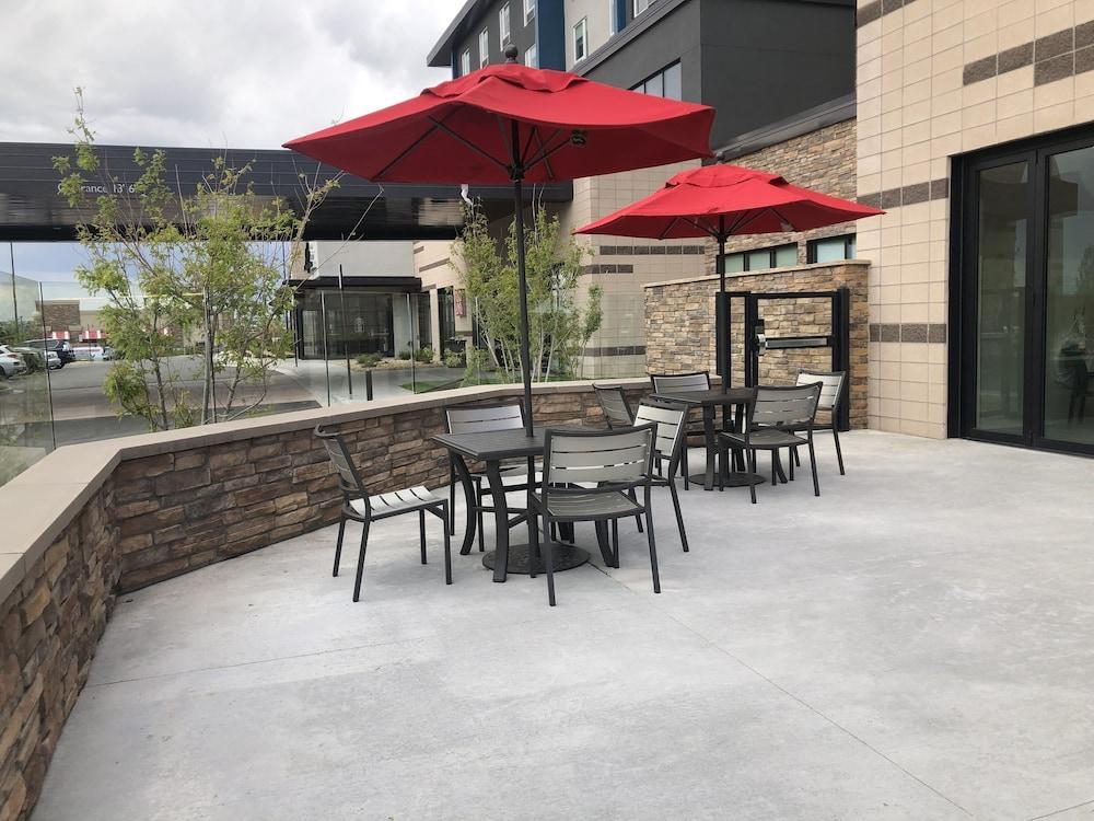 Hilton Garden Inn Denver/Торнтън Екстериор снимка