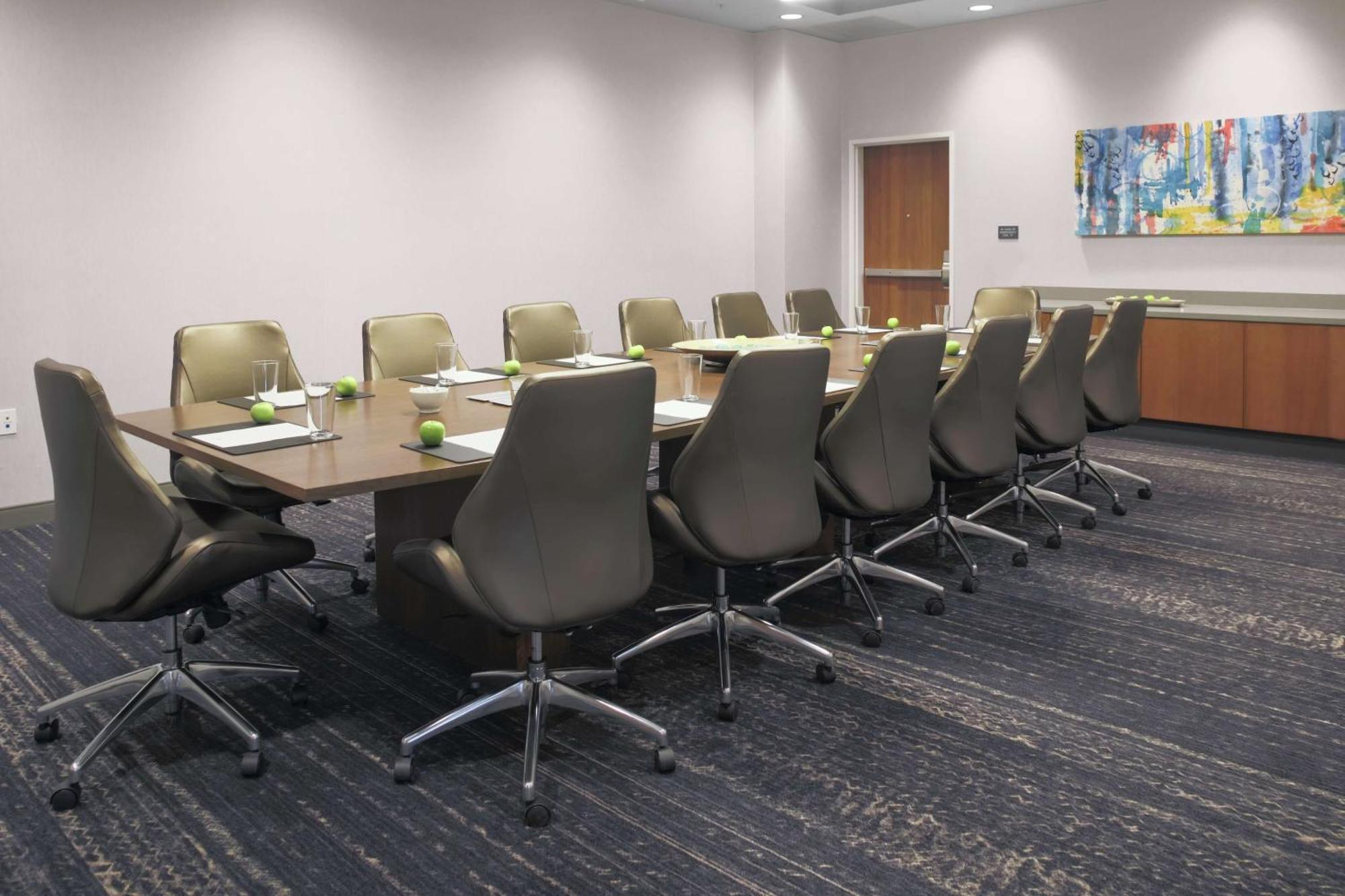Hilton Garden Inn Denver/Торнтън Екстериор снимка
