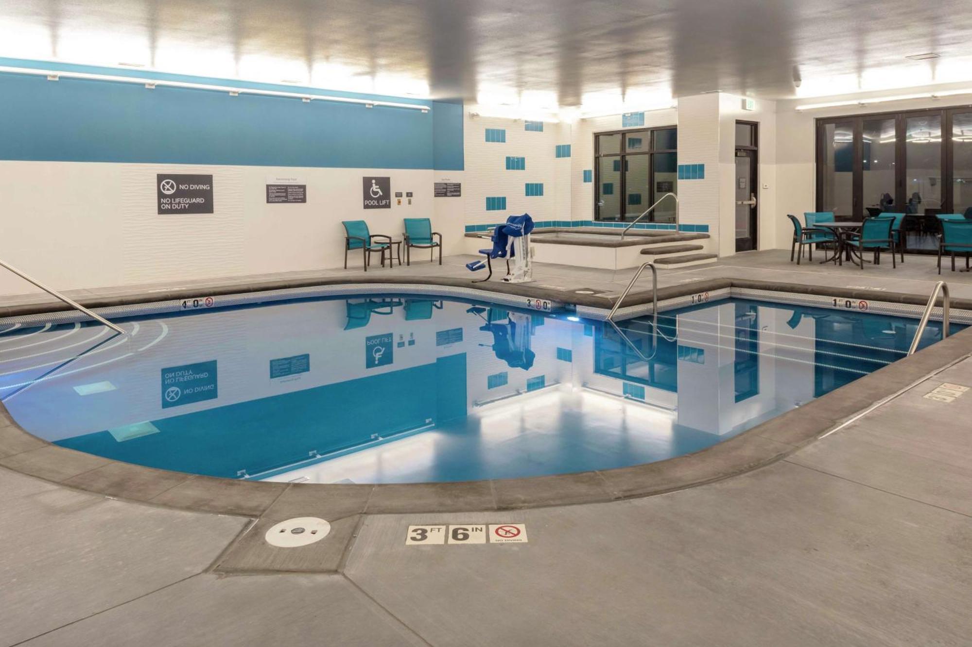 Hilton Garden Inn Denver/Торнтън Екстериор снимка